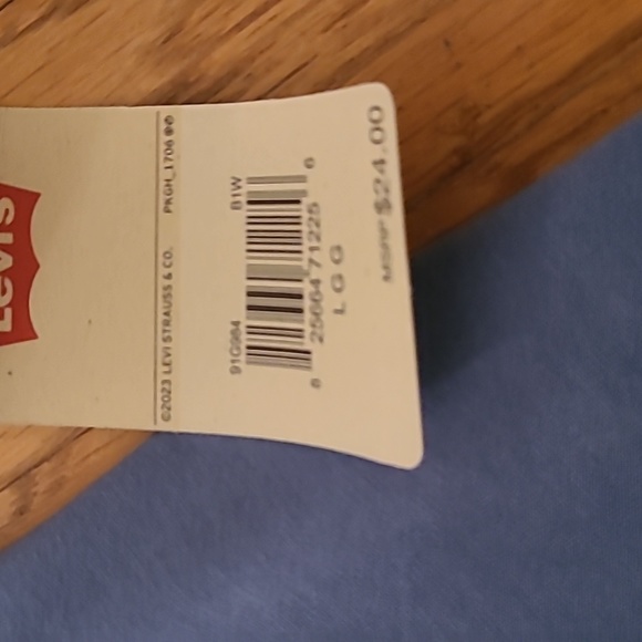 LEVIS BOYS BLUE AND GRAY SHORT SLEEVE T-SHIRT SIZE LARGE - Picture 4 of 7